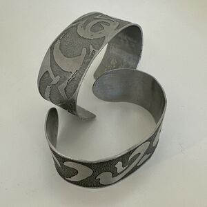Vintage Etched Aluminum Cuff Bracelets Hallmark 58 Arrowhead